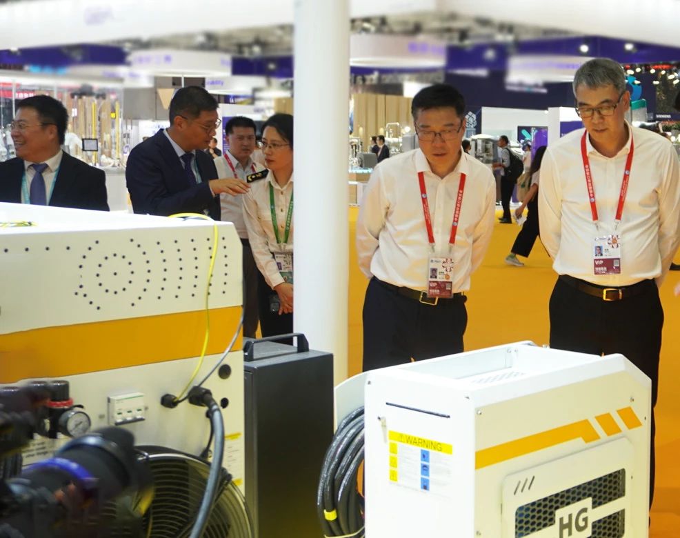 壹号娱乐 - NG大舞台,有梦你就来