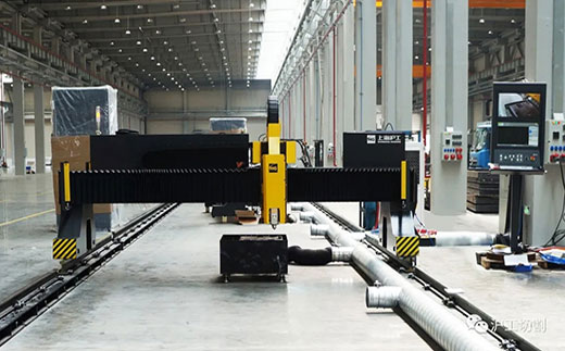 壹号娱乐壹号娱乐10米大幅面龙门光纤激光切割机有限元优化横梁高配驱动系统