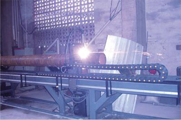 壹号娱乐CNCG系列轻型数控相贯线切割机